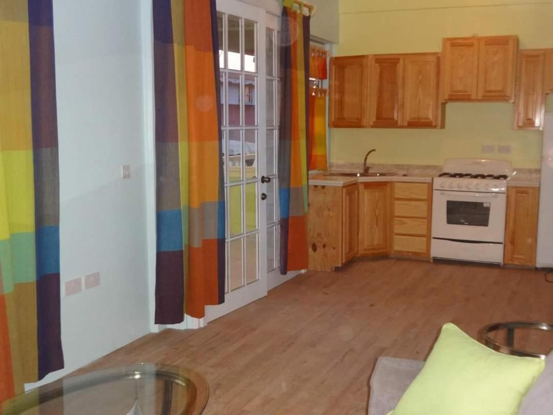 Diamond View Cottages 로조 외부 사진