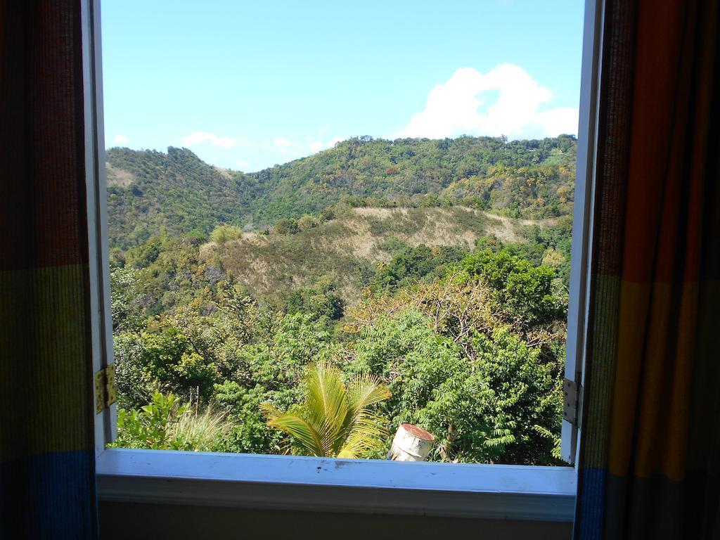 Diamond View Cottages 로조 외부 사진
