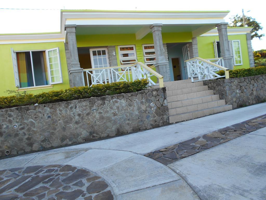 Diamond View Cottages 로조 외부 사진
