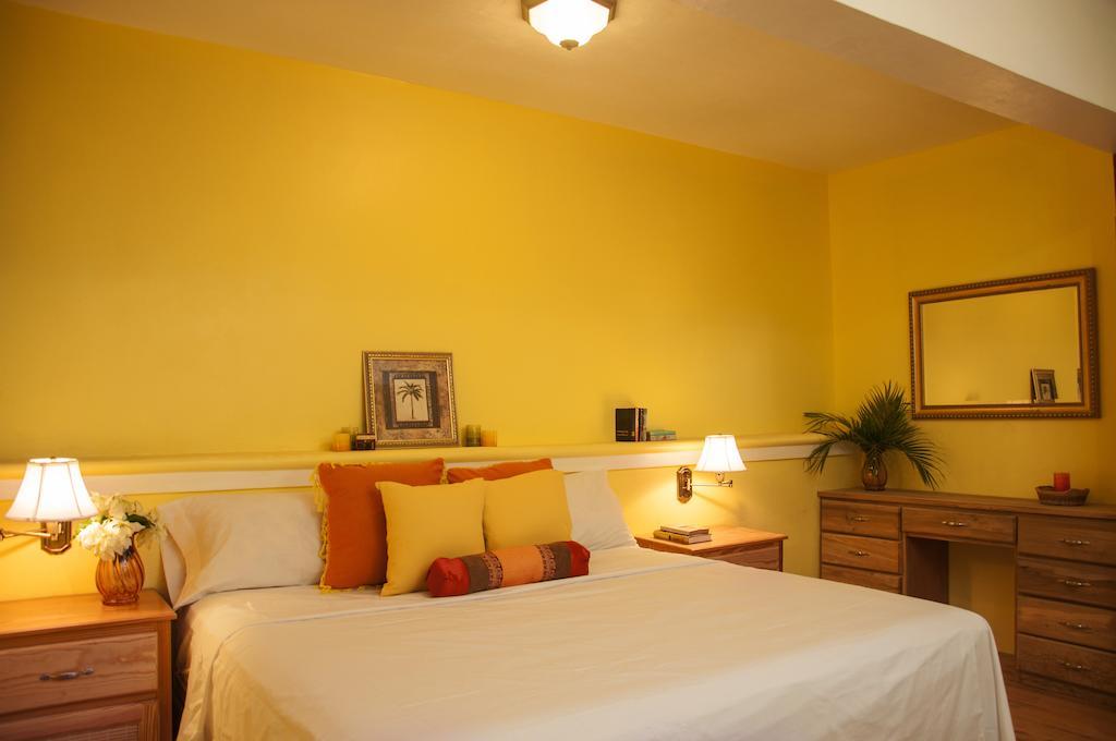 Diamond View Cottages 로조 외부 사진